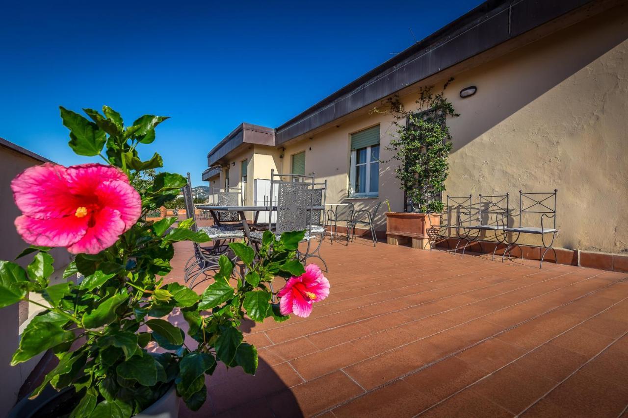 Dimora Altea Couette-café Florence